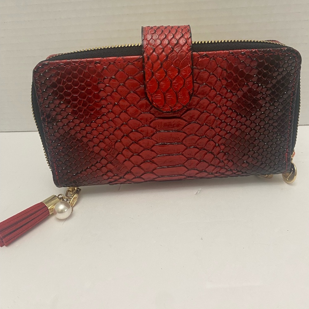 Red & Basck Snakeskin Bifold Cellphone Clutch RFID blocking